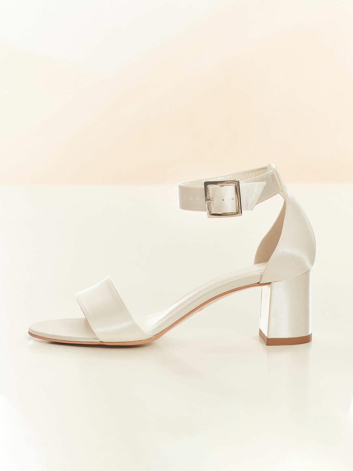 carrie avalia bridal shoes 3