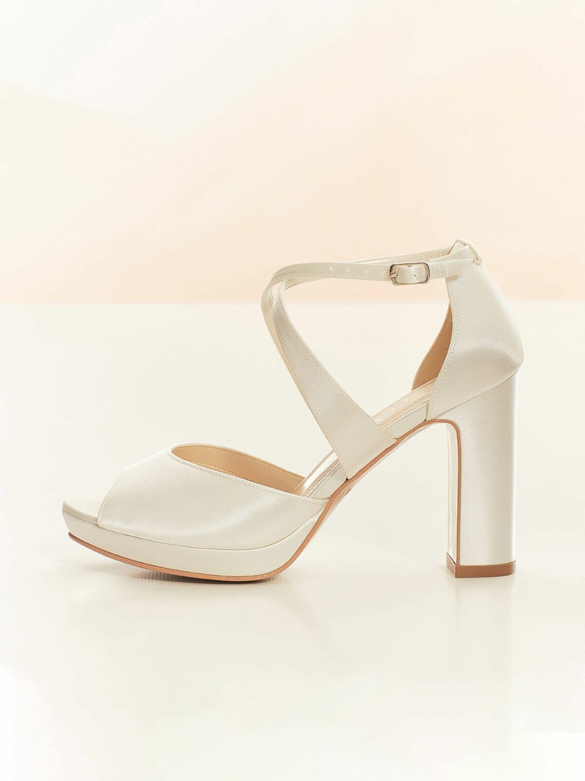 cindy avalia bridal shoes 3