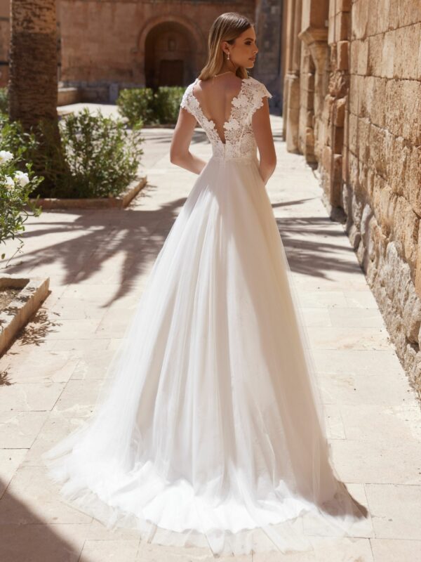 bianco evento bridal dress sansa 2