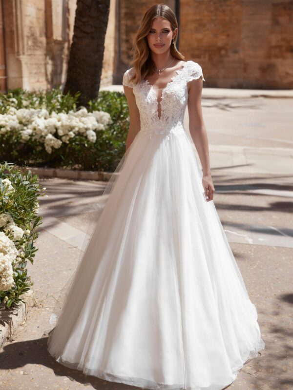 bianco evento bridal dress uriel 1
